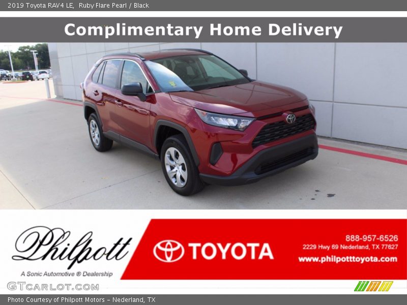 Ruby Flare Pearl / Black 2019 Toyota RAV4 LE
