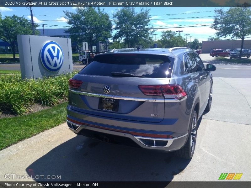 Platinum Gray Metallic / Titan Black 2020 Volkswagen Atlas Cross Sport SEL R-Line 4Motion