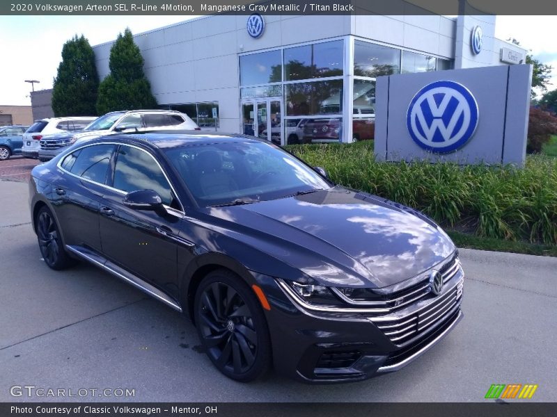 Front 3/4 View of 2020 Arteon SEL R-Line 4Motion