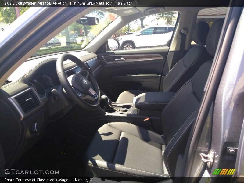 Front Seat of 2021 Atlas SE 4Motion