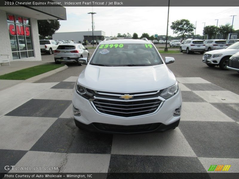 Iridescent Pearl Tricoat / Jet Black 2019 Chevrolet Equinox Premier