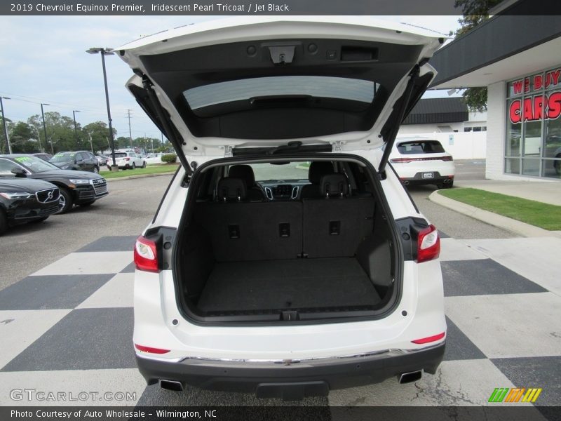 Iridescent Pearl Tricoat / Jet Black 2019 Chevrolet Equinox Premier