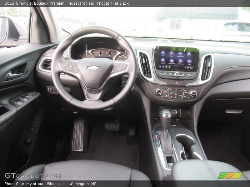 Iridescent Pearl Tricoat / Jet Black 2019 Chevrolet Equinox Premier