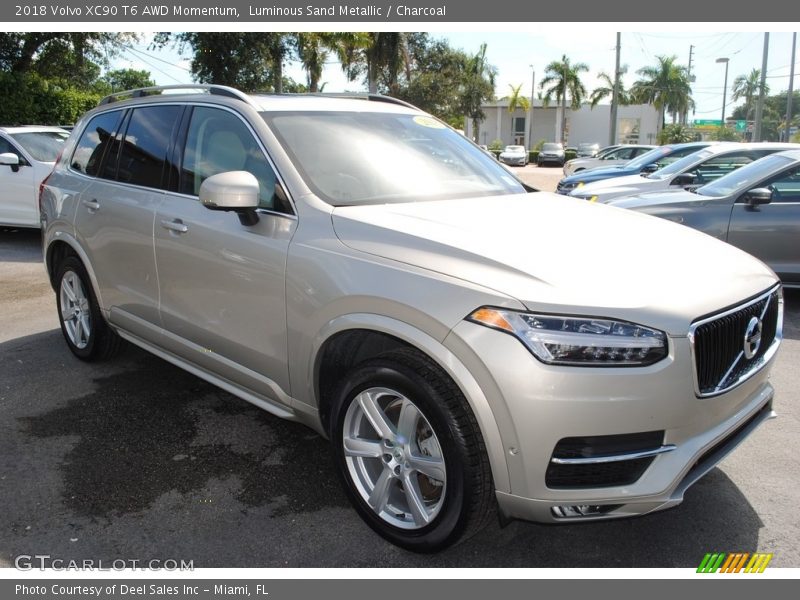 Luminous Sand Metallic / Charcoal 2018 Volvo XC90 T6 AWD Momentum