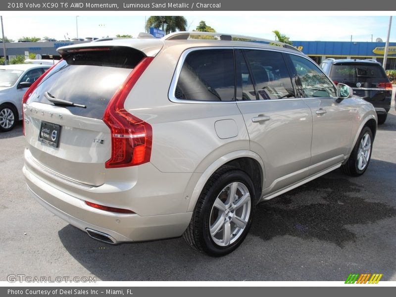 Luminous Sand Metallic / Charcoal 2018 Volvo XC90 T6 AWD Momentum