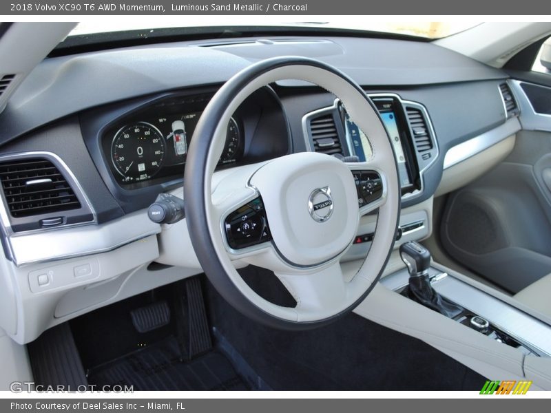 Luminous Sand Metallic / Charcoal 2018 Volvo XC90 T6 AWD Momentum