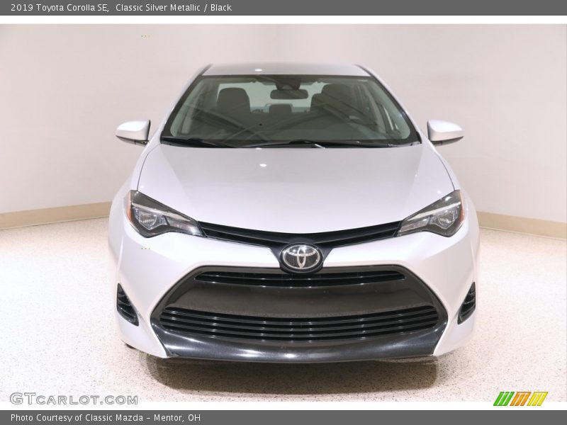 Classic Silver Metallic / Black 2019 Toyota Corolla SE