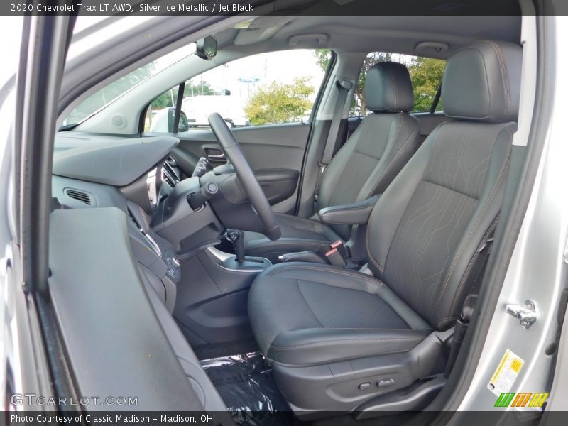 Silver Ice Metallic / Jet Black 2020 Chevrolet Trax LT AWD