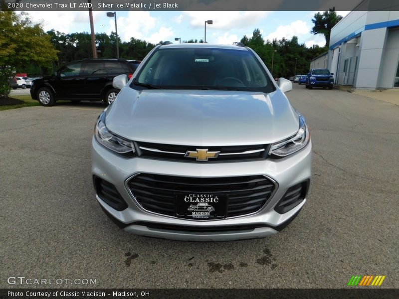 Silver Ice Metallic / Jet Black 2020 Chevrolet Trax LT AWD