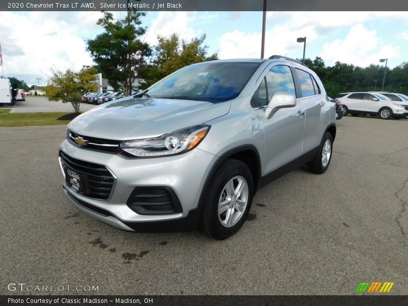Silver Ice Metallic / Jet Black 2020 Chevrolet Trax LT AWD