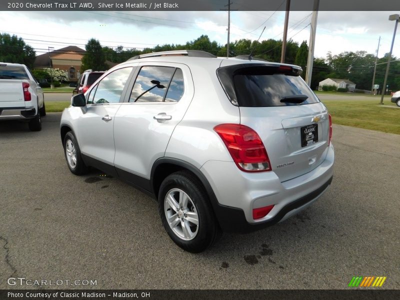 Silver Ice Metallic / Jet Black 2020 Chevrolet Trax LT AWD