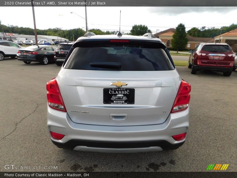 Silver Ice Metallic / Jet Black 2020 Chevrolet Trax LT AWD