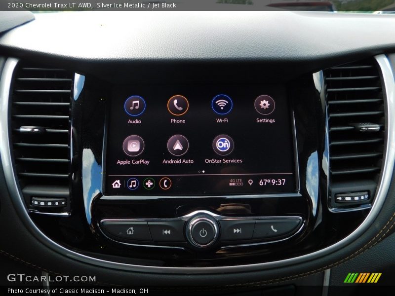 Silver Ice Metallic / Jet Black 2020 Chevrolet Trax LT AWD