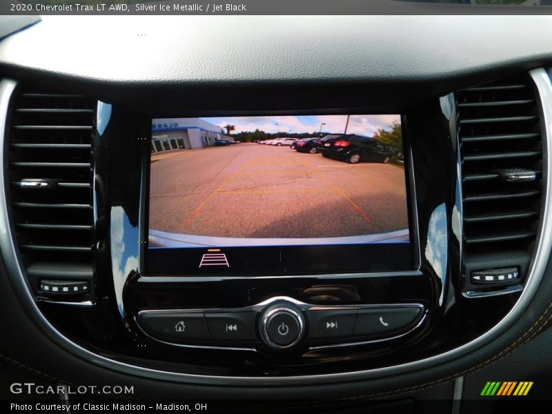 Silver Ice Metallic / Jet Black 2020 Chevrolet Trax LT AWD