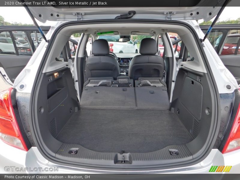 Silver Ice Metallic / Jet Black 2020 Chevrolet Trax LT AWD