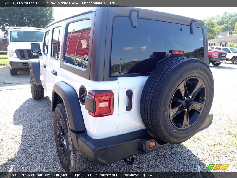 Bright White / Black 2020 Jeep Wrangler Unlimited Altitude 4x4