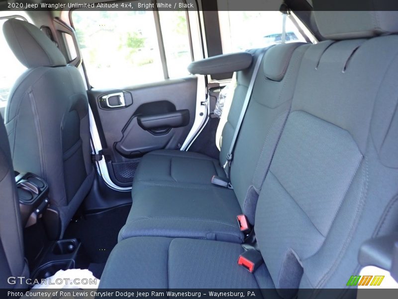 Bright White / Black 2020 Jeep Wrangler Unlimited Altitude 4x4