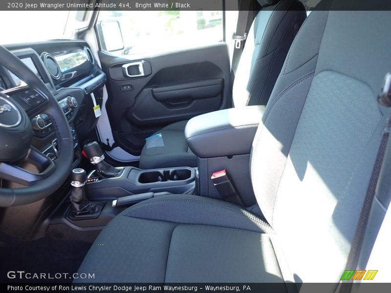 Bright White / Black 2020 Jeep Wrangler Unlimited Altitude 4x4