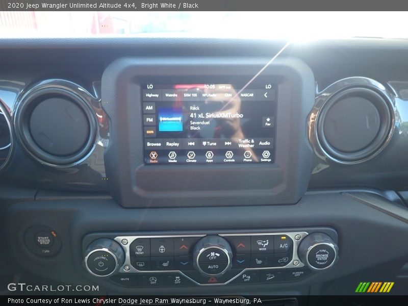 Bright White / Black 2020 Jeep Wrangler Unlimited Altitude 4x4