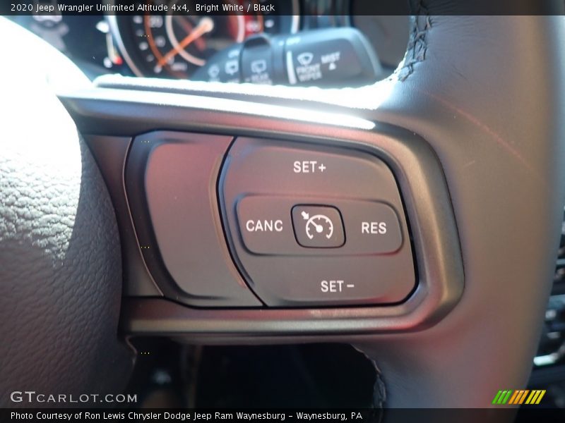 Bright White / Black 2020 Jeep Wrangler Unlimited Altitude 4x4