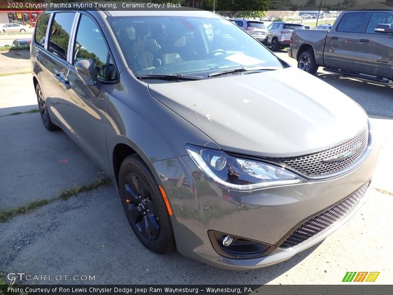 Ceramic Grey / Black 2020 Chrysler Pacifica Hybrid Touring