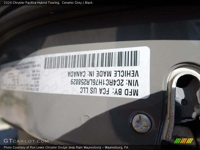 Ceramic Grey / Black 2020 Chrysler Pacifica Hybrid Touring