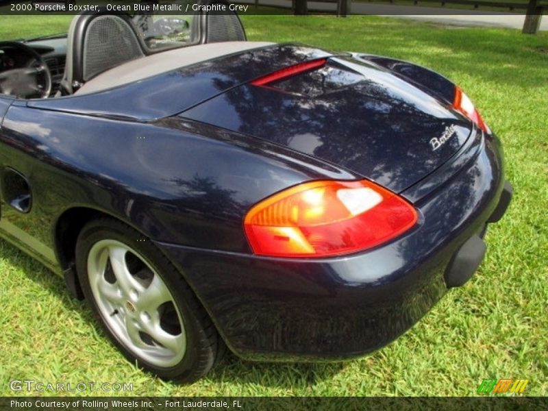 Ocean Blue Metallic / Graphite Grey 2000 Porsche Boxster
