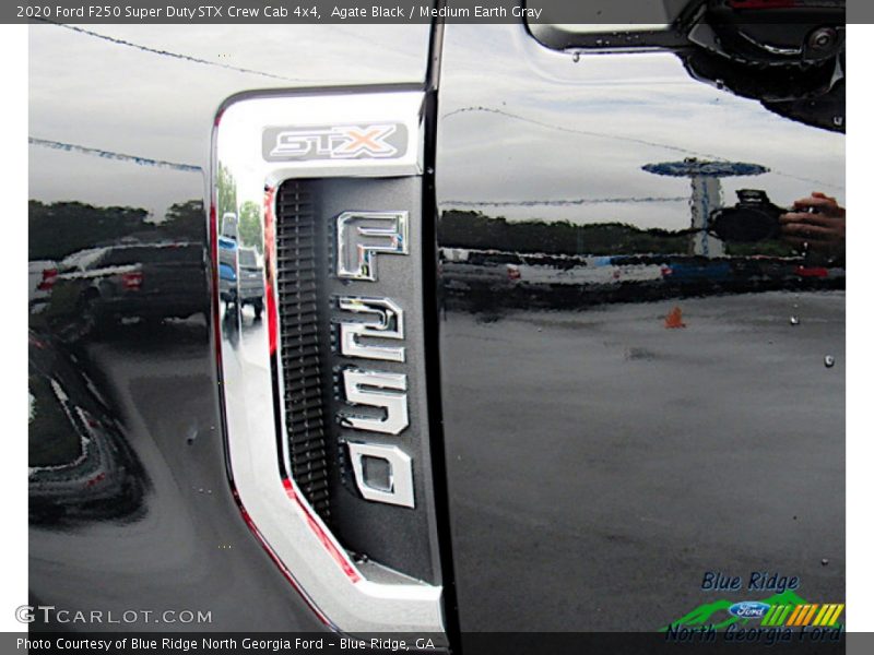Agate Black / Medium Earth Gray 2020 Ford F250 Super Duty STX Crew Cab 4x4