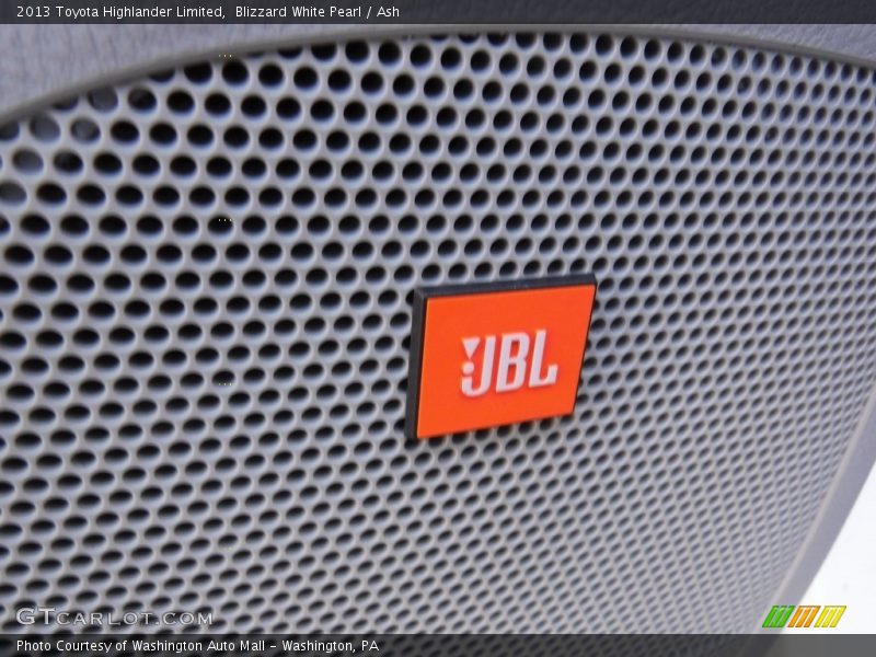 Blizzard White Pearl / Ash 2013 Toyota Highlander Limited