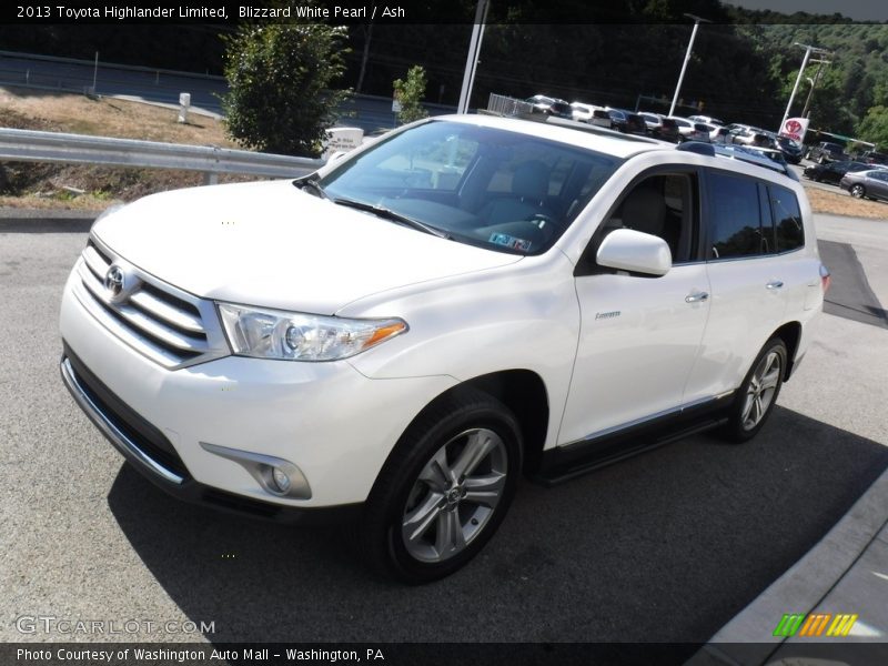 Blizzard White Pearl / Ash 2013 Toyota Highlander Limited