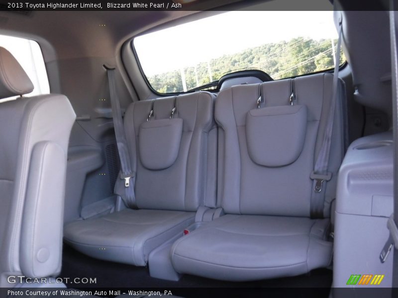 Blizzard White Pearl / Ash 2013 Toyota Highlander Limited