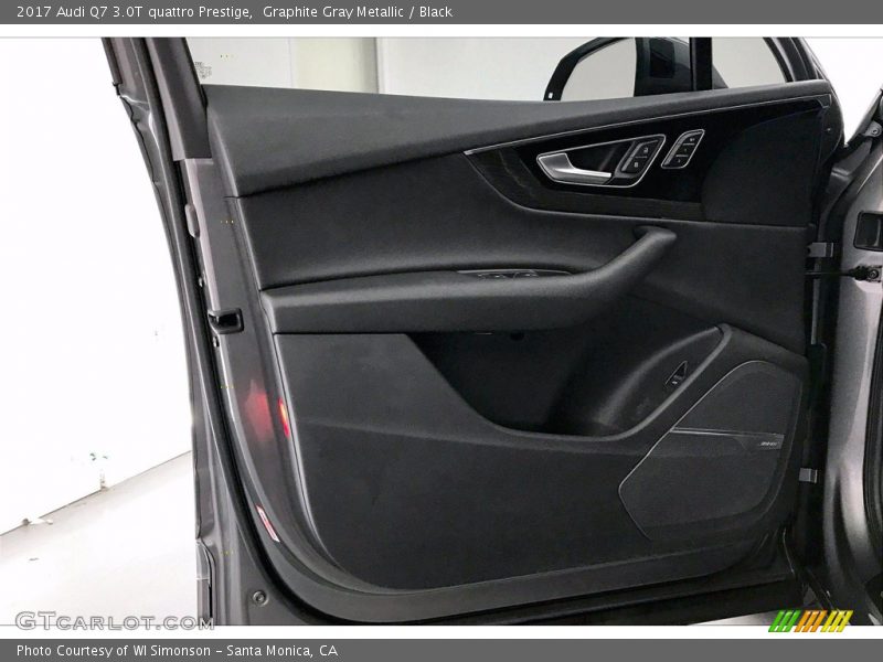 Graphite Gray Metallic / Black 2017 Audi Q7 3.0T quattro Prestige
