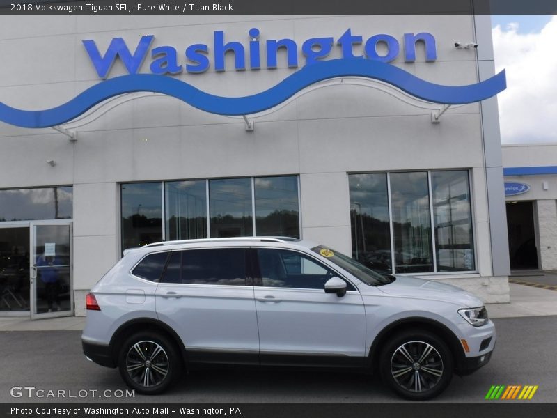 Pure White / Titan Black 2018 Volkswagen Tiguan SEL