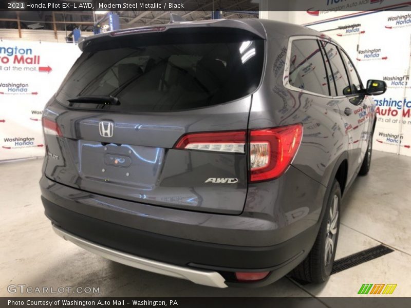 Modern Steel Metallic / Black 2021 Honda Pilot EX-L AWD