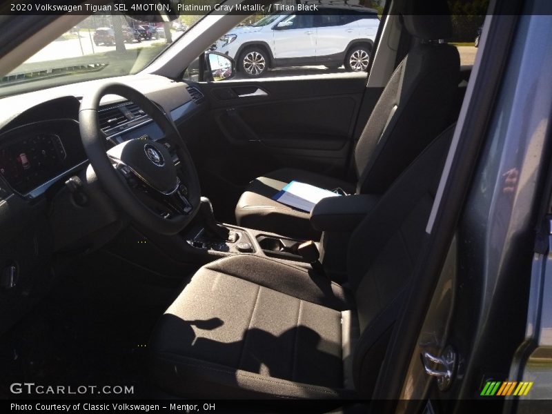 Platinum Gray Metallic / Titan Black 2020 Volkswagen Tiguan SEL 4MOTION