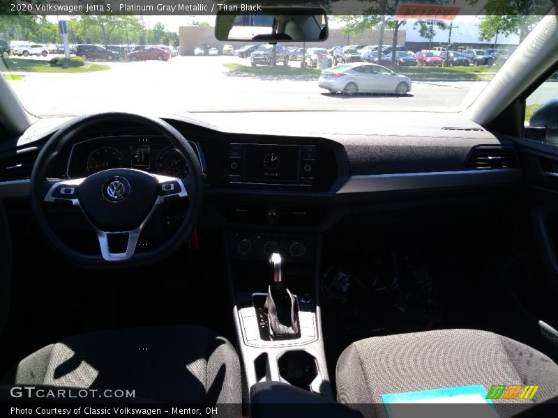 Platinum Gray Metallic / Titan Black 2020 Volkswagen Jetta S