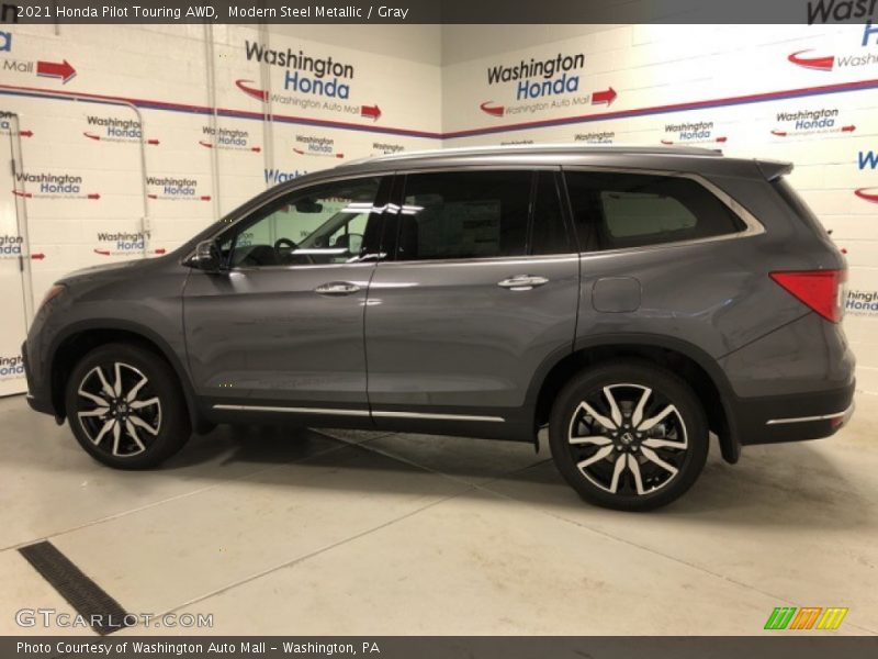 Modern Steel Metallic / Gray 2021 Honda Pilot Touring AWD