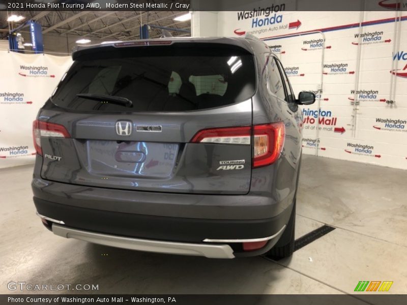 Modern Steel Metallic / Gray 2021 Honda Pilot Touring AWD
