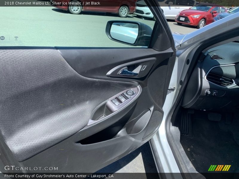 Silver Ice Metallic / Jet Black 2018 Chevrolet Malibu LS