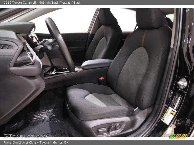 Midnight Black Metallic / Black 2019 Toyota Camry LE