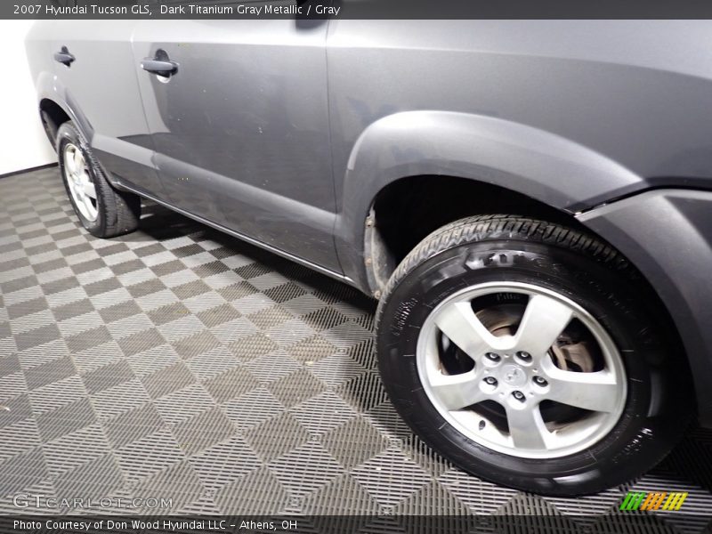 Dark Titanium Gray Metallic / Gray 2007 Hyundai Tucson GLS