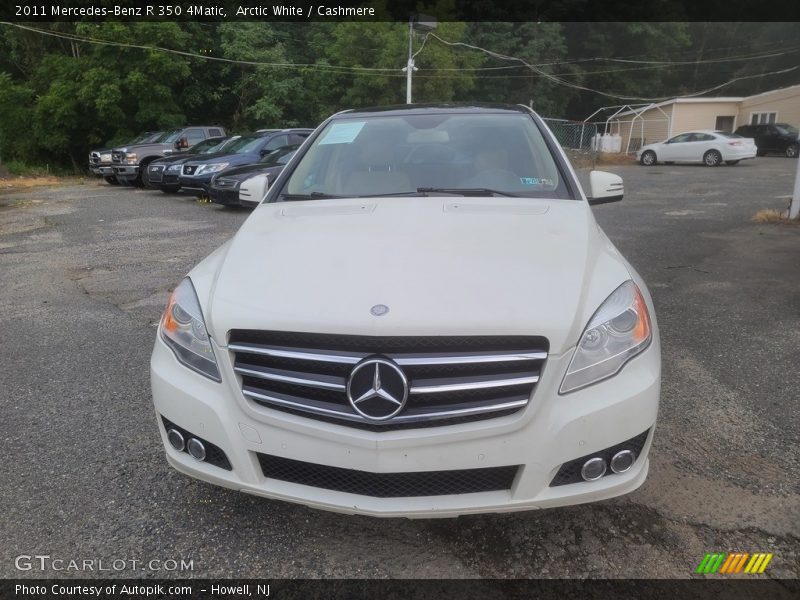 Arctic White / Cashmere 2011 Mercedes-Benz R 350 4Matic