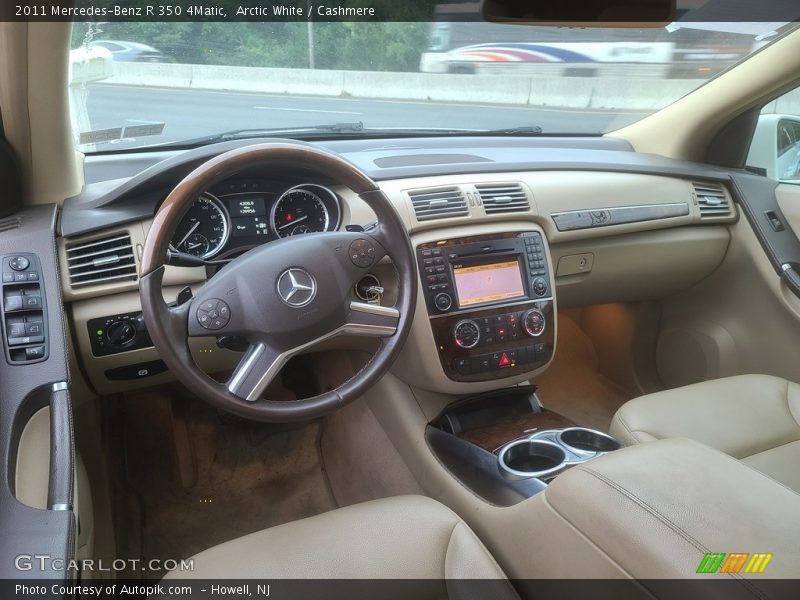 Arctic White / Cashmere 2011 Mercedes-Benz R 350 4Matic