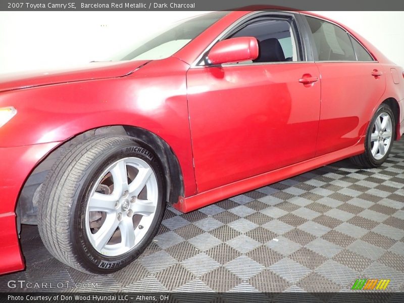 Barcelona Red Metallic / Dark Charcoal 2007 Toyota Camry SE