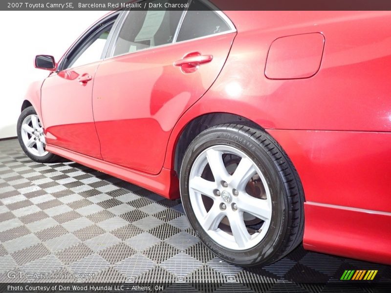 Barcelona Red Metallic / Dark Charcoal 2007 Toyota Camry SE