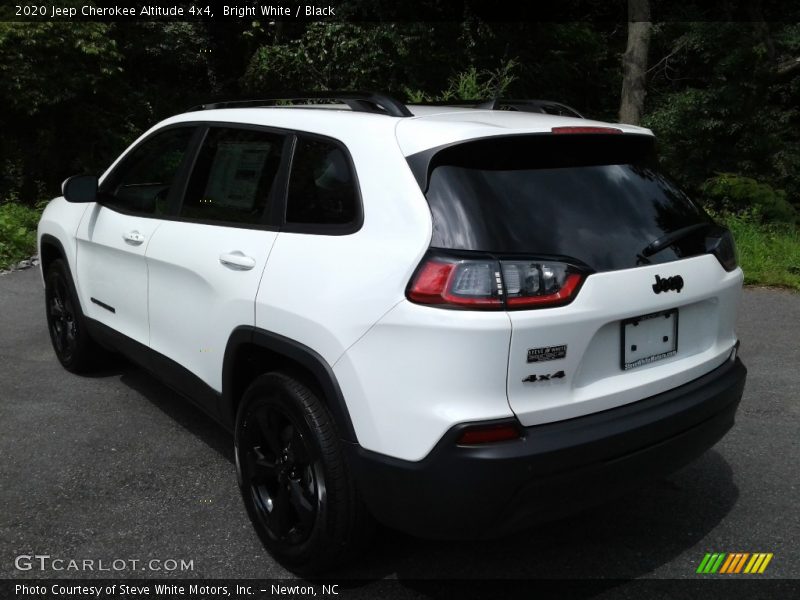 Bright White / Black 2020 Jeep Cherokee Altitude 4x4