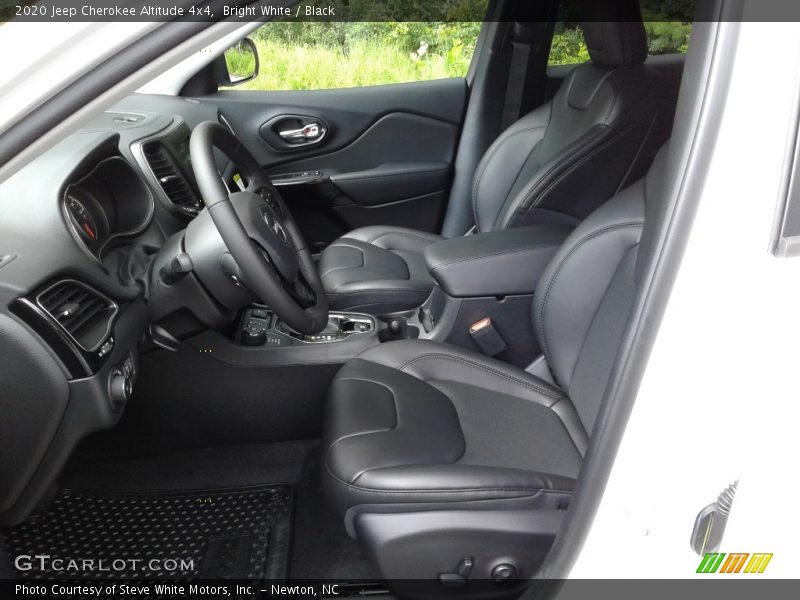 Bright White / Black 2020 Jeep Cherokee Altitude 4x4