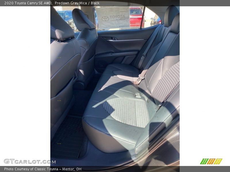 Predawn Gray Mica / Black 2020 Toyota Camry SE AWD