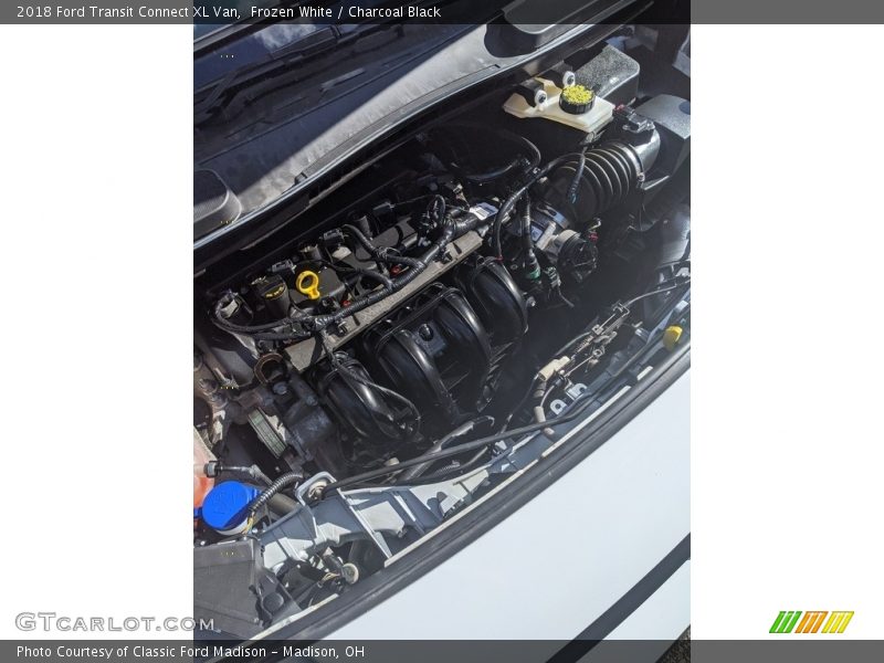Frozen White / Charcoal Black 2018 Ford Transit Connect XL Van