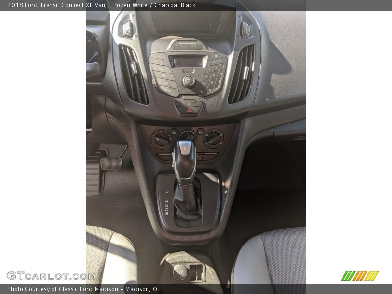 Frozen White / Charcoal Black 2018 Ford Transit Connect XL Van